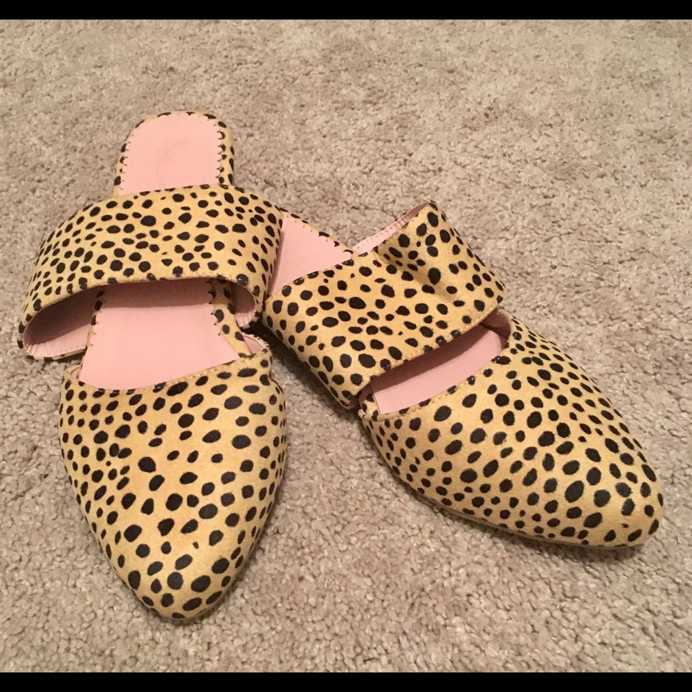 Leopard Print slip-on shoes. Brand New. Size 8